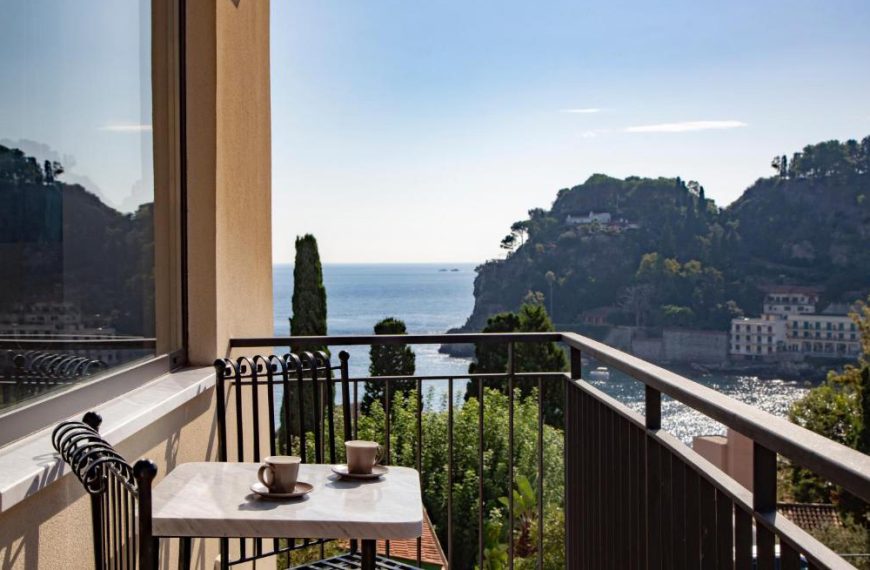 Luxury Apartment La Fenetre Sur Le Bleu – Taormina (ME)